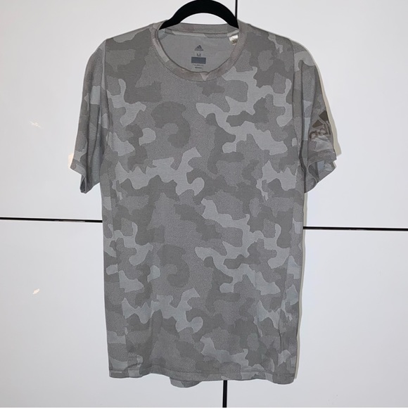 Adidas CLIMALITE Grey Jacquard Camo Men’s Performance Tee Medium - Picture 1 of 7